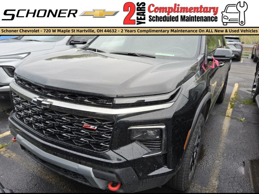 Mosaic Black Metallic 2025 Chevrolet Traverse Z71 AWD SUV / Crossover Four-Wheel Drive 8-Speed Automatic