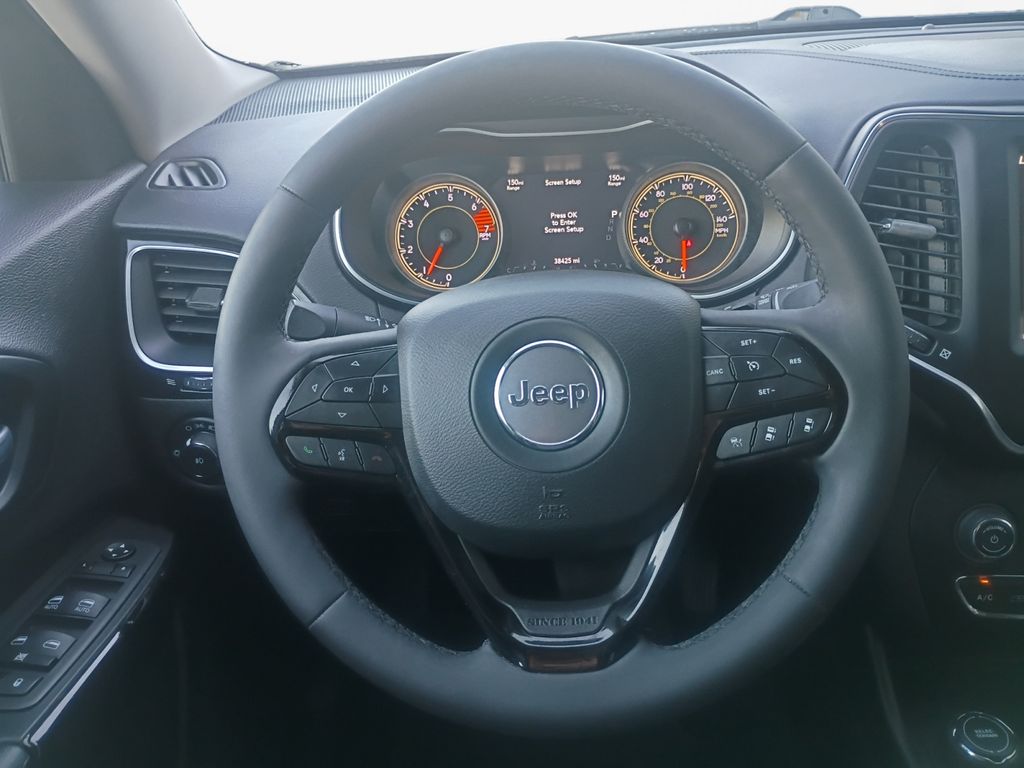 Used Car 2023 Jeep Cherokee  Altitude For Sale Under $25,000 In Austin, Texas