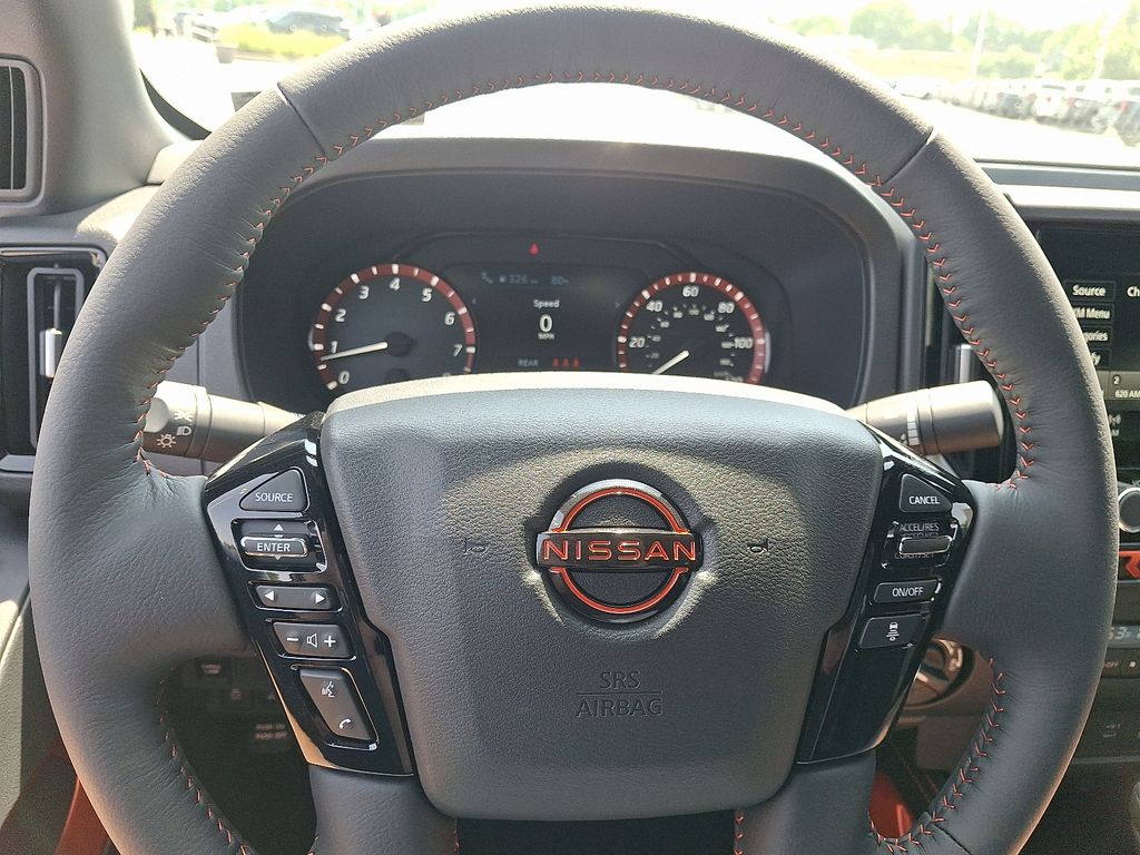 2026 Nissan Frontier — photo 13