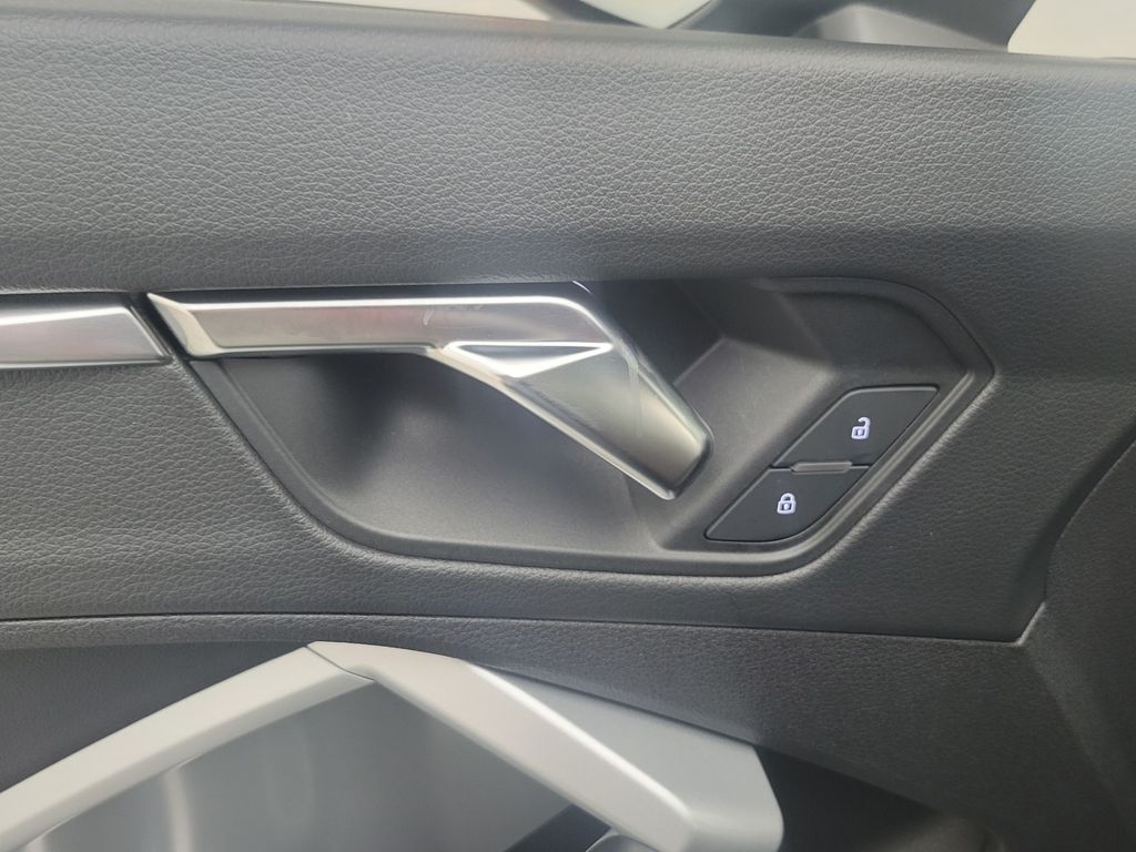 Thumbnail: 2022 Audi Q3 - 28