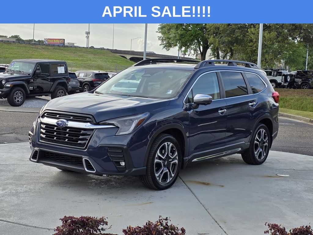 View vehicle photo 7