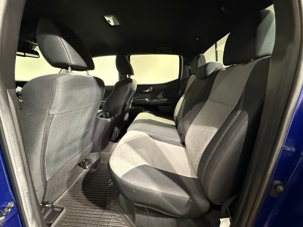 Thumbnail: 2022 Toyota Tacoma - 17