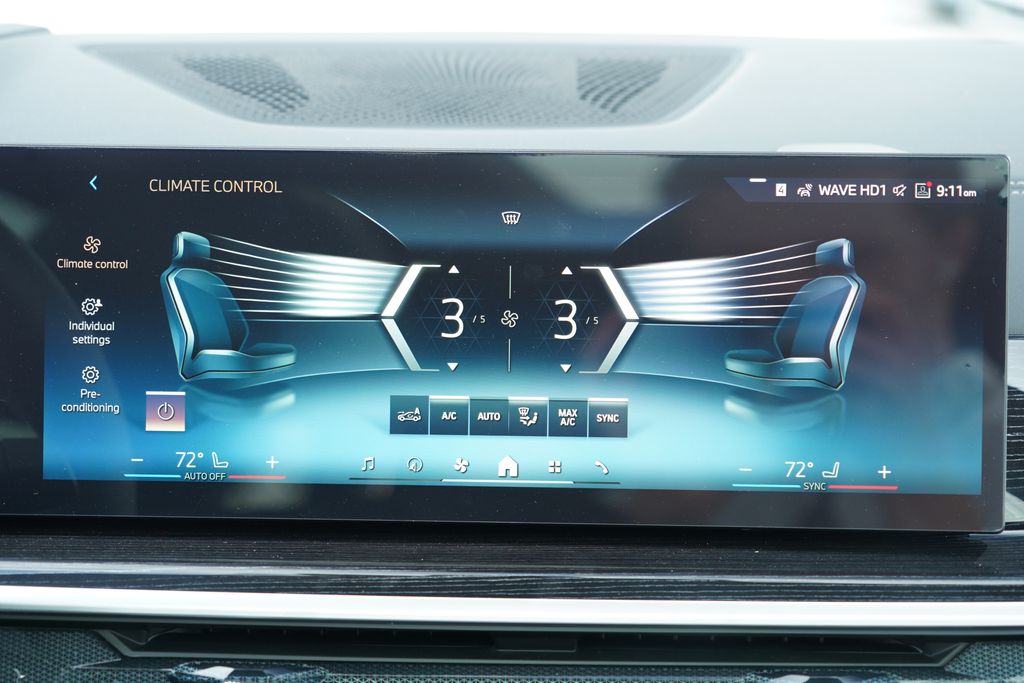 Thumbnail: 2026 BMW X5 - 16