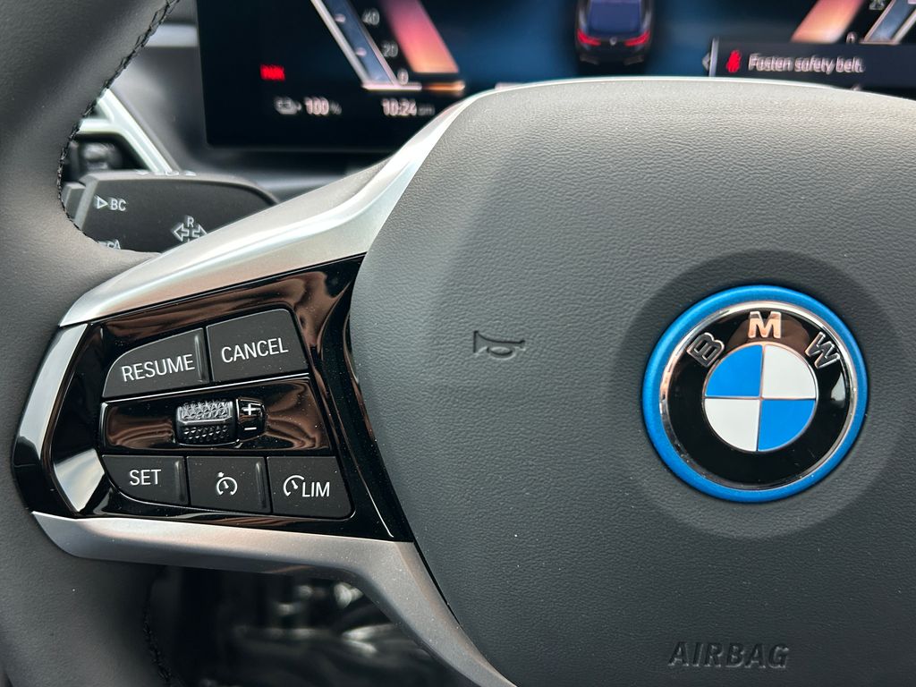 Thumbnail: 2025 BMW i4 - 19