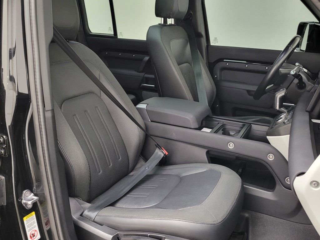 Thumbnail: 2021 Land Rover Defender - 13