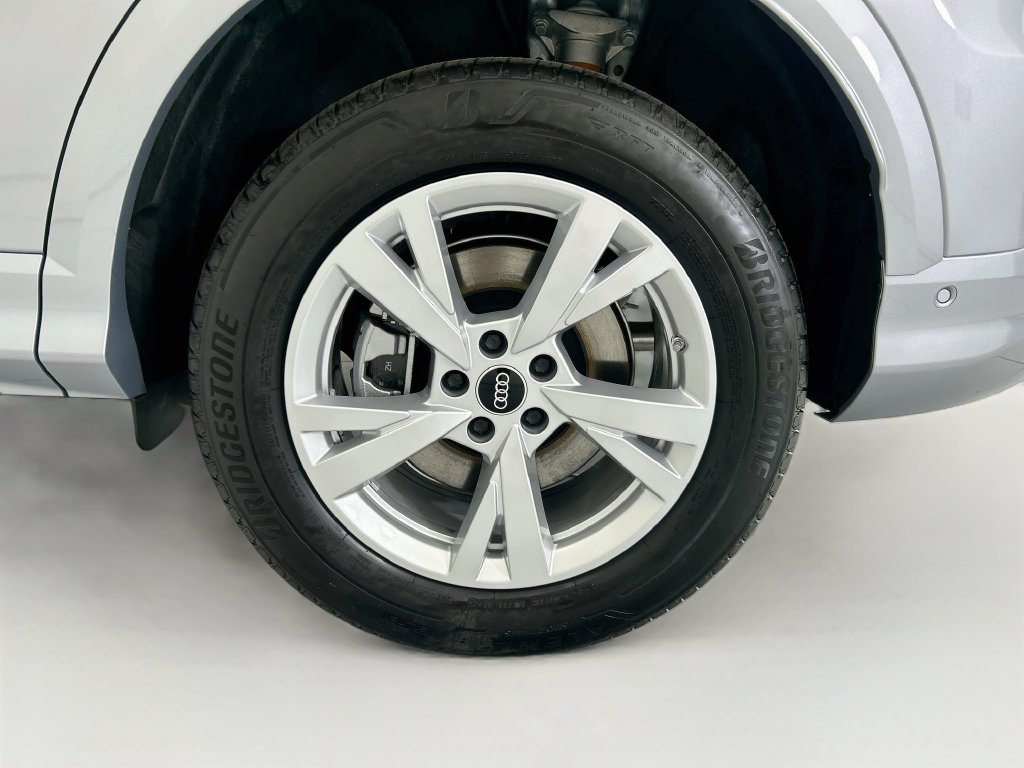 Thumbnail: 2026 Audi Q5 - 30