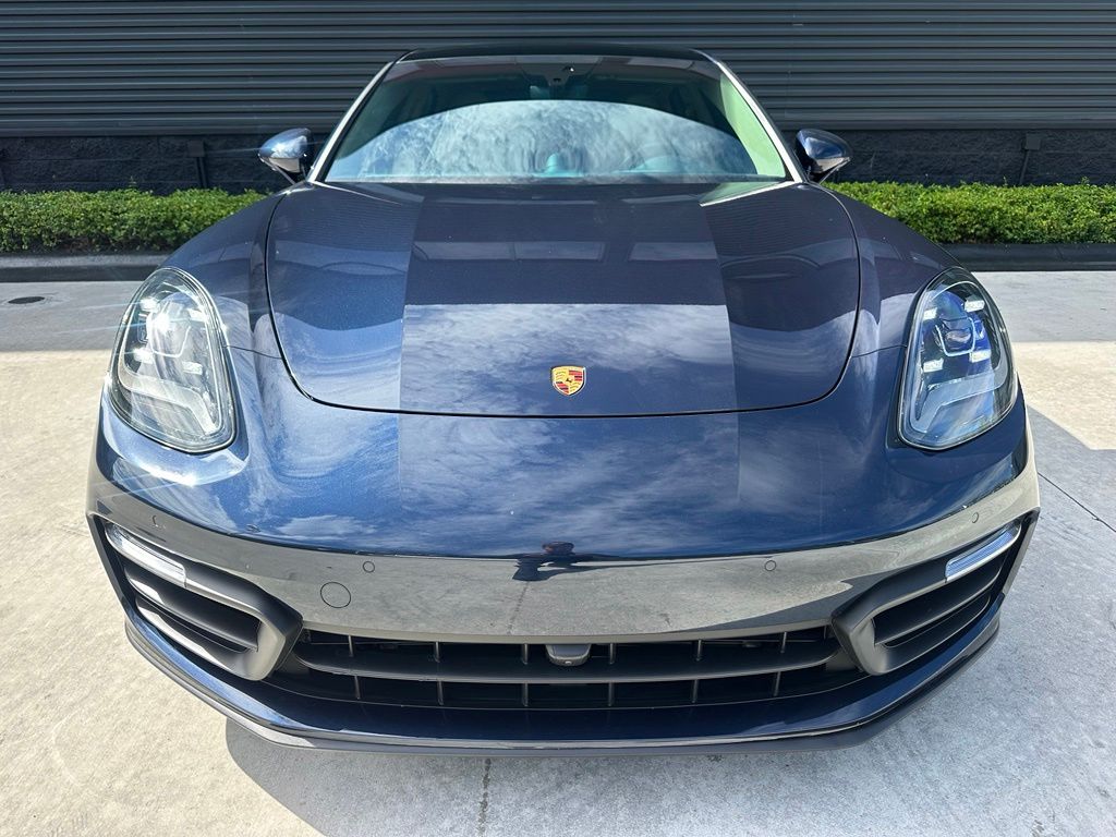 Thumbnail: 2021 Porsche Panamera - 8