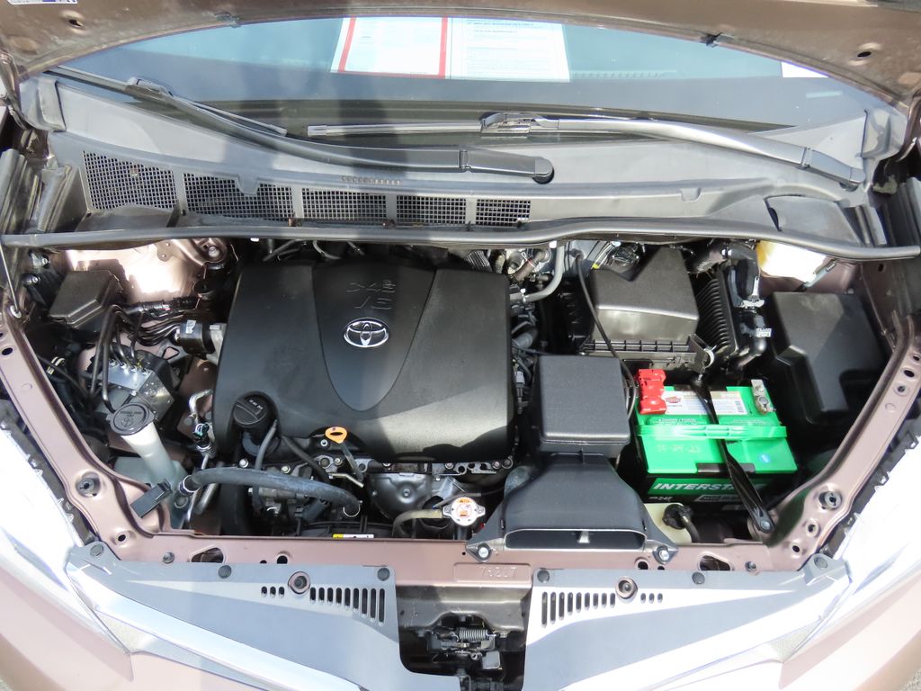 2019 Toyota Sienna SE Premium 27