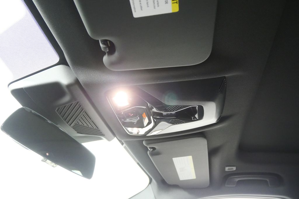 Thumbnail: 2025 BMW X1 - 18