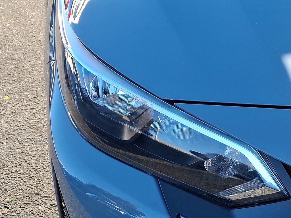 Thumbnail: 2024 Nissan Sentra - 9