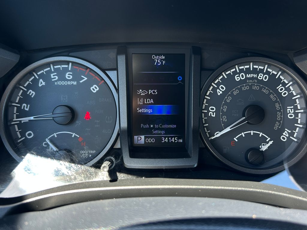 Thumbnail: 2019 Toyota Tacoma - 20