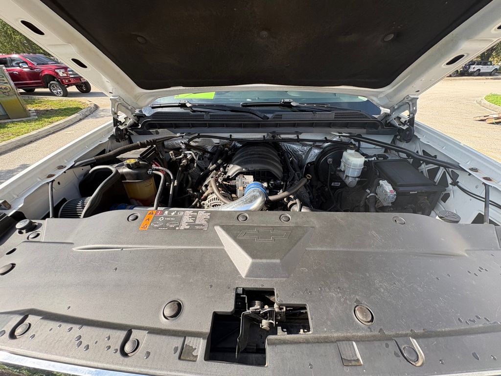 Used 2018 White Chevrolet LTZ image 31