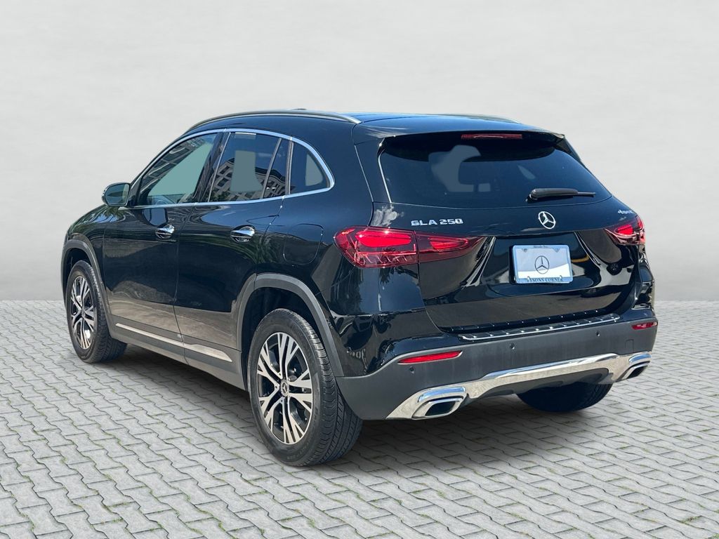 Thumbnail: 2025 Mercedes-Benz GLA - 7