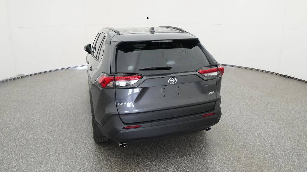 Thumbnail: 2025 Toyota RAV4 - 15