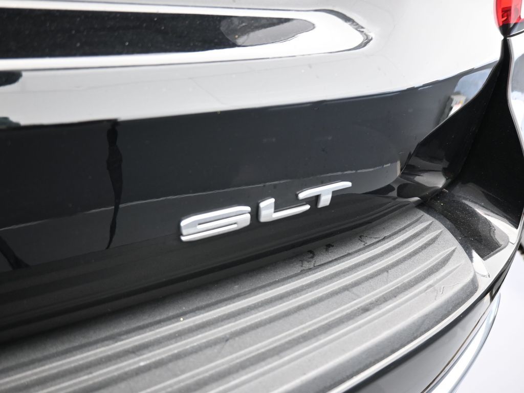 Used 2023 Onyx Black GMC SLT image 35