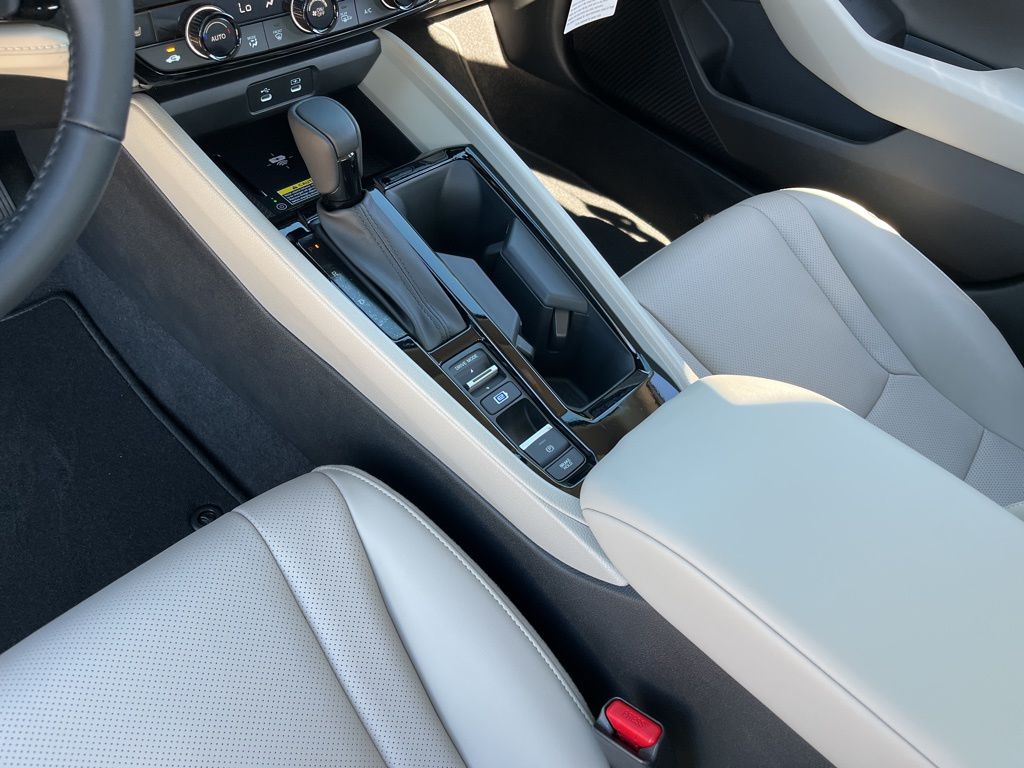 2025 Honda Accord EX-L 11