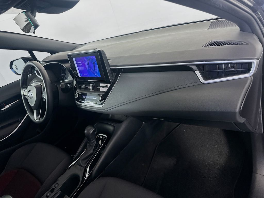 Thumbnail: 2023 Toyota Corolla - 28