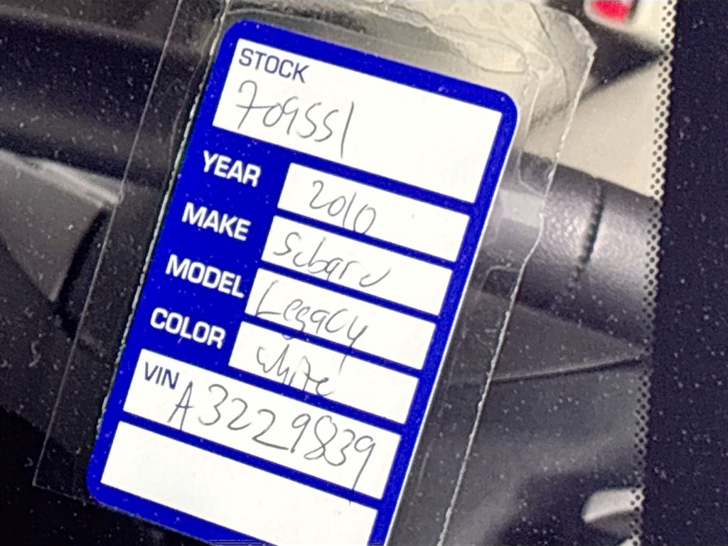 2010 Subaru Legacy 2.5i