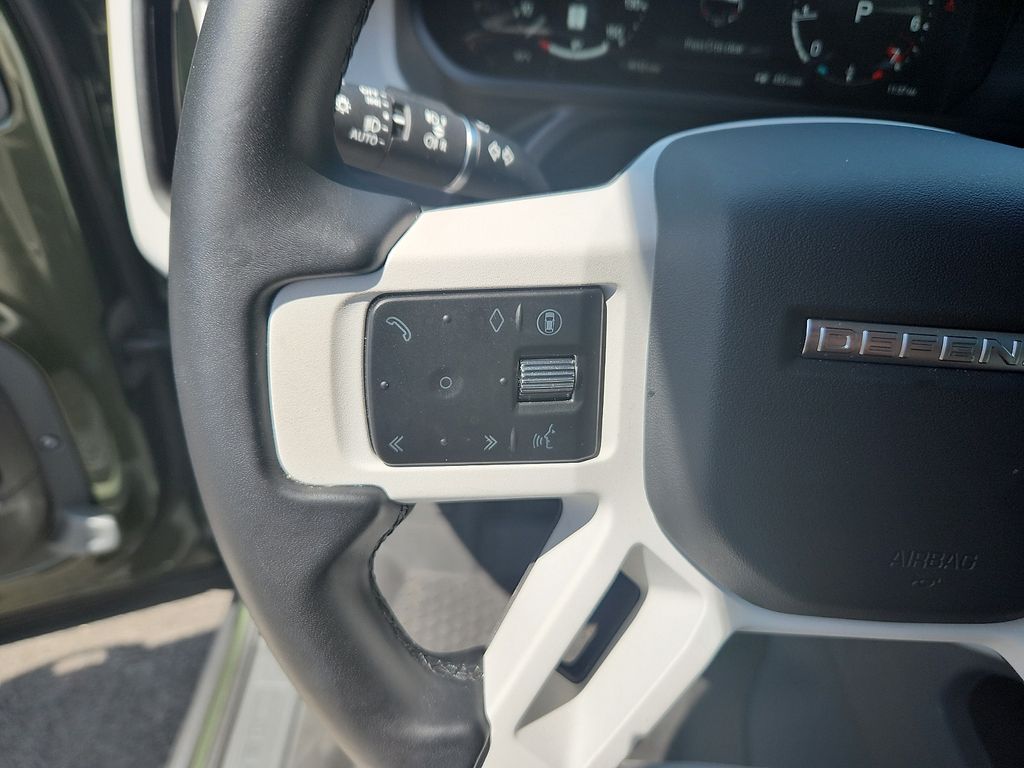 Thumbnail: 2026 Land Rover Defender - 22