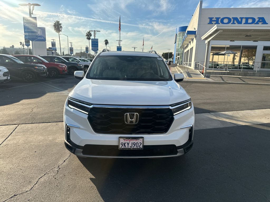 2024 Honda Pilot Touring 2