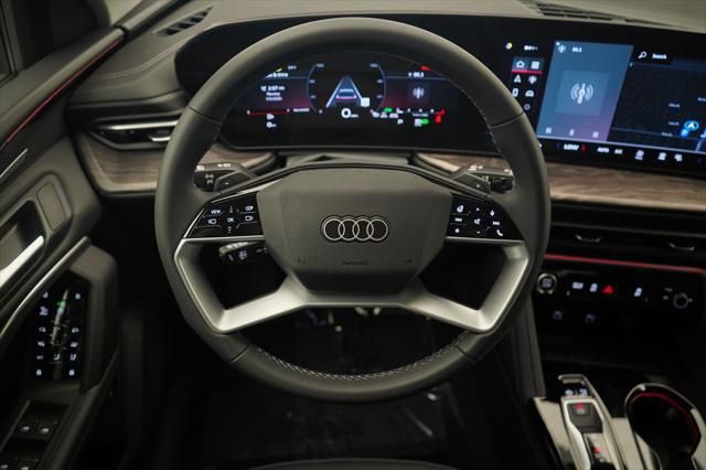 Thumbnail: 2025 Audi Q5 - 9