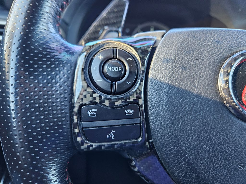 Thumbnail: 2016 Lexus IS - 19