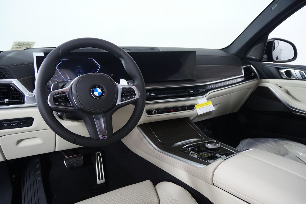 Thumbnail: 2026 BMW X5 - 17