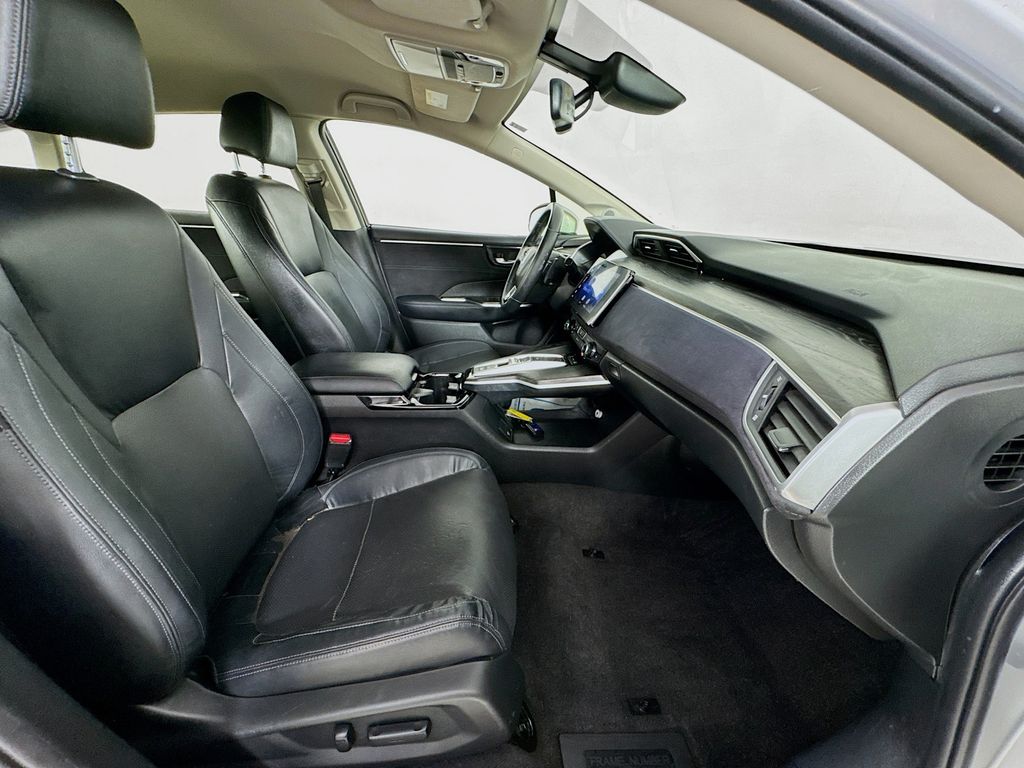 Used Car 2020 Honda Clarity Plug-in Hybrid  Touring For Sale Under $25,000 In Austin, Texas