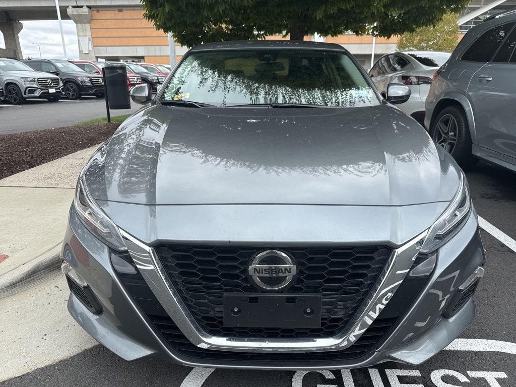 Thumbnail: 2022 Nissan Altima - 2
