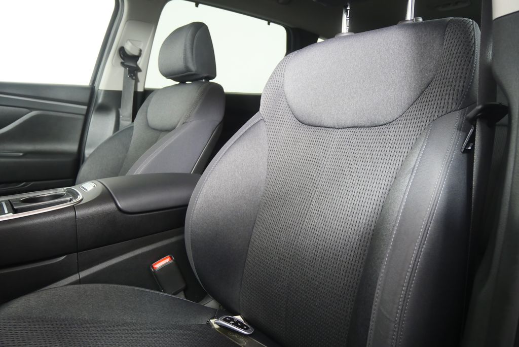 Thumbnail: 2022 Hyundai Santa Fe - 10