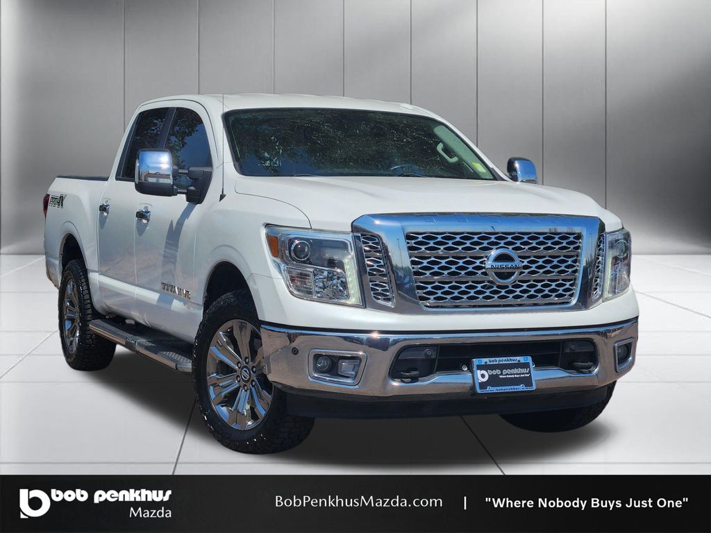 Pearl White Metallic 2018 Nissan Titan Pickup Truck Four-Wheel Drive 7-Speed Automatic