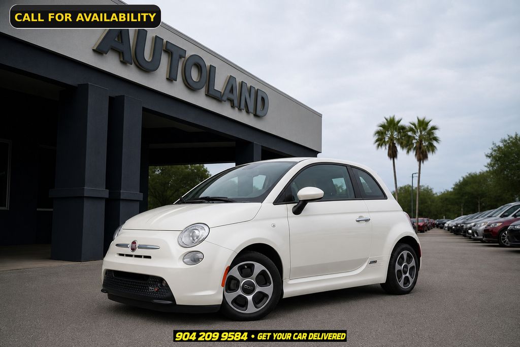 Bianco Perla (Pearl White Tri-Coat) 2016 FIAT 500e Hatchback Front-Wheel Drive Automatic