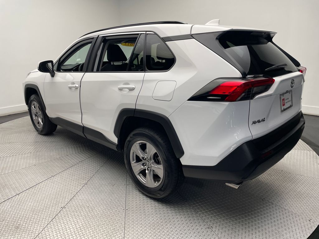 2023 Toyota RAV4 XLE 7
