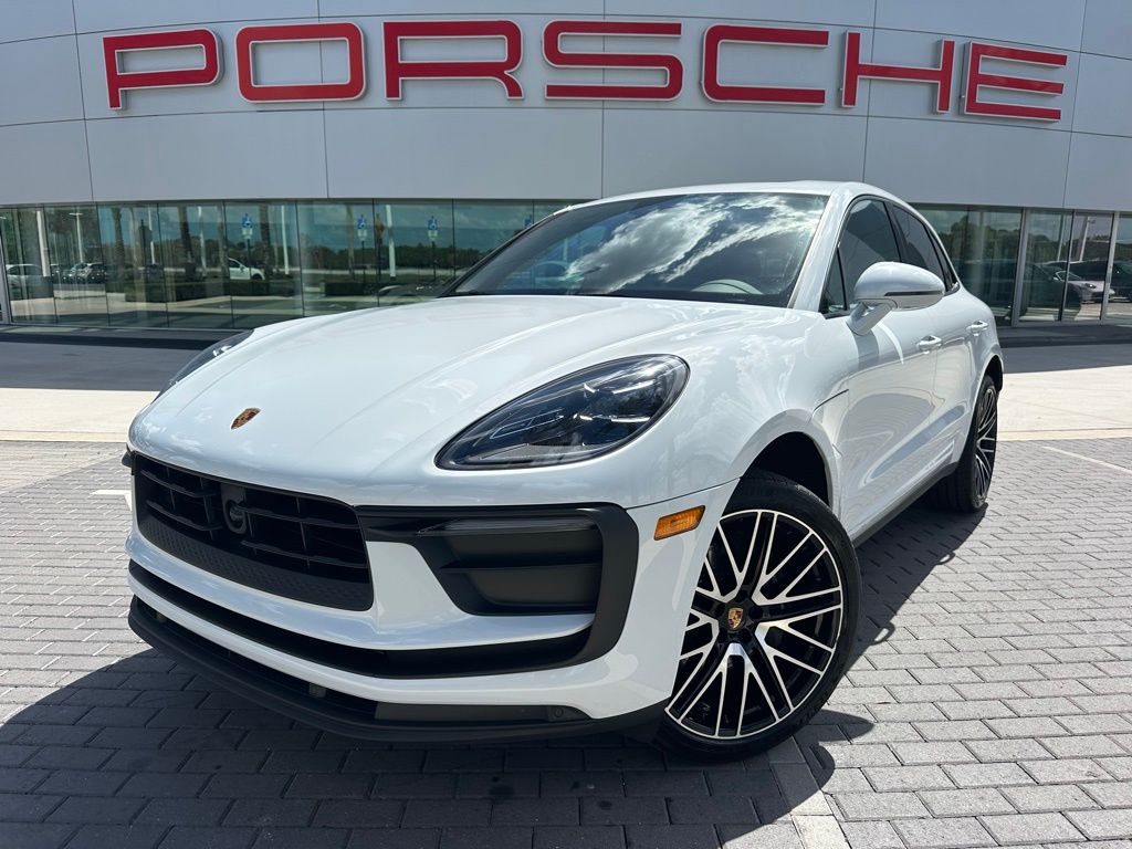 Thumbnail: 2023 Porsche Macan - 1