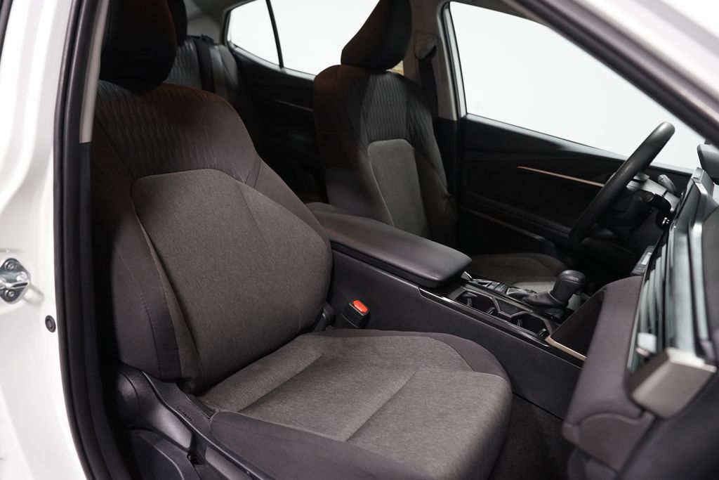 Thumbnail: 2025 Toyota Camry - 28