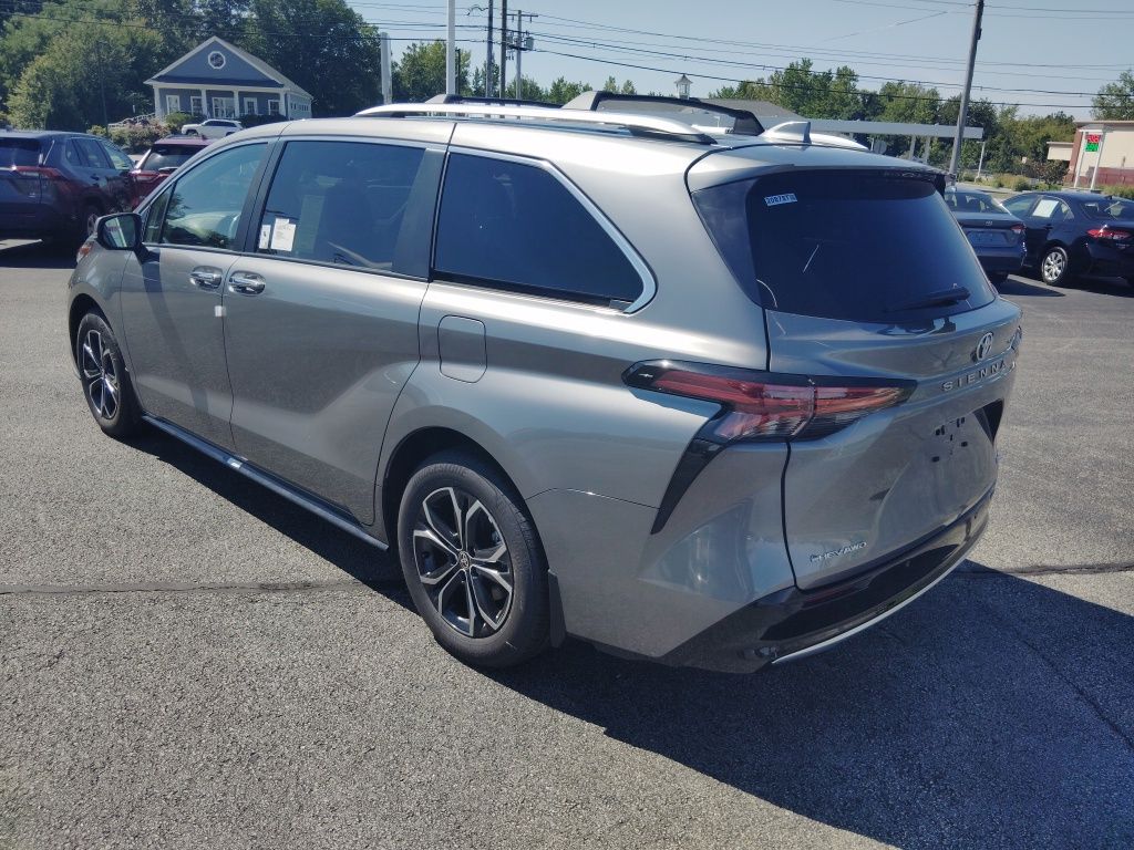 New 2026 Toyota Sienna Van