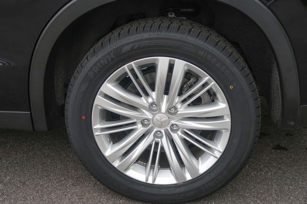 2024 Mitsubishi Outlander ES 2.5 S-AWC