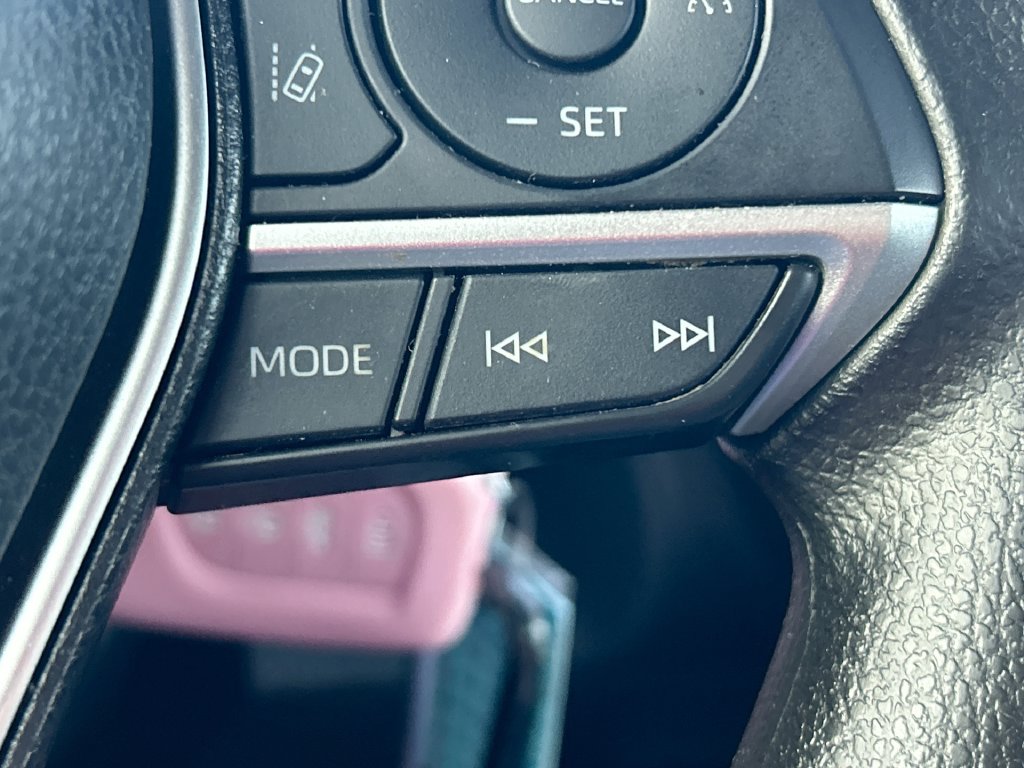 Thumbnail: 2023 Toyota Camry - 17