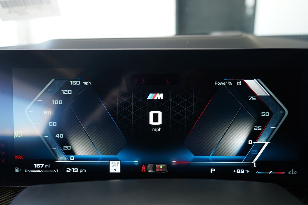 Thumbnail: 2026 BMW X7 - 17