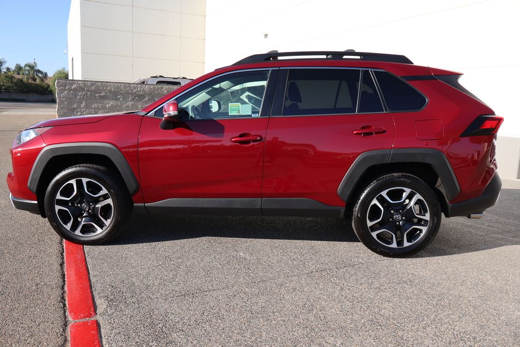 2019 Toyota RAV4 Adventure 8