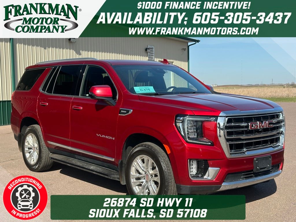 Volcanic Red Tintcoat 2023 GMC Yukon SLT 4WD SUV / Crossover Four-Wheel Drive