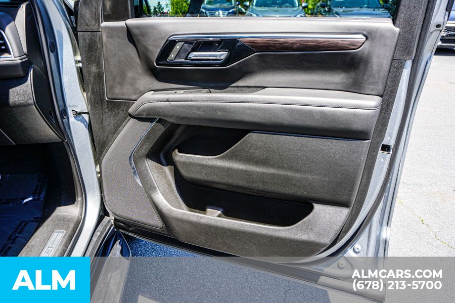 Used 2025 Gray Chevrolet LT image 55
