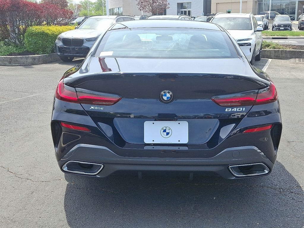 2022 BMW 8 Series  5