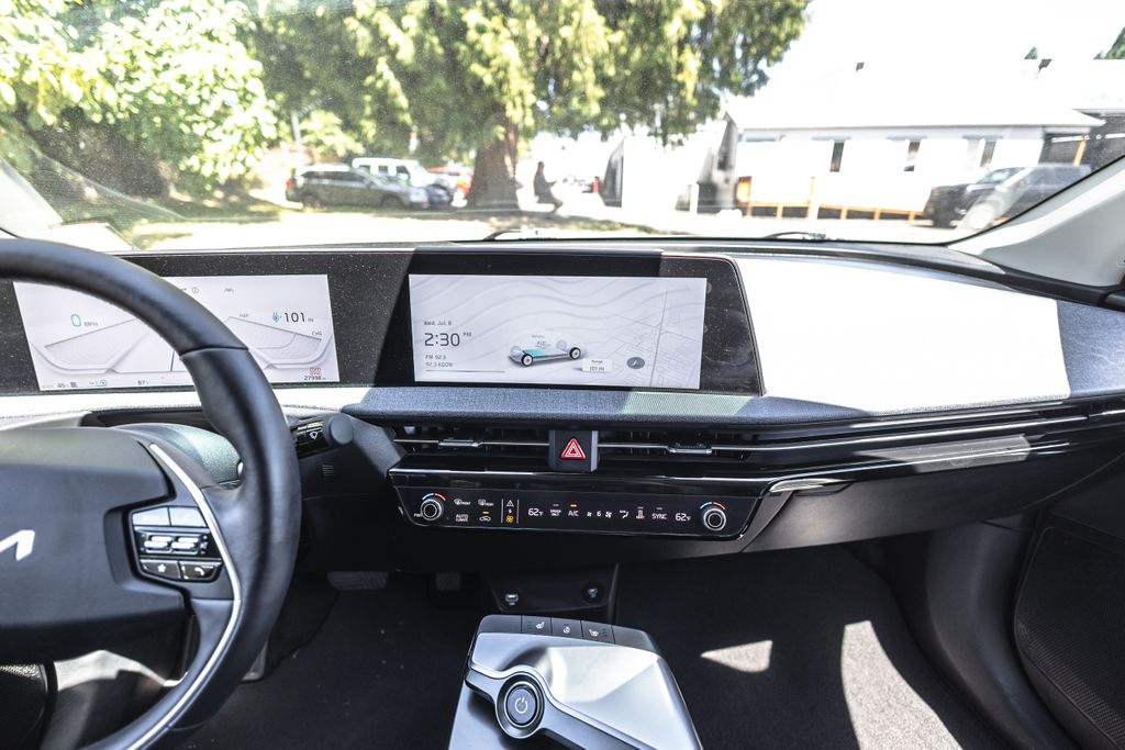 2024 Kia EV6 Light thumbnail 25