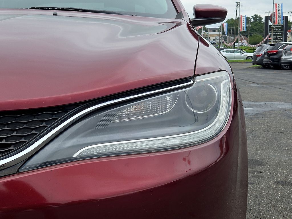 2015 Chrysler 200 Limited - Photo 13