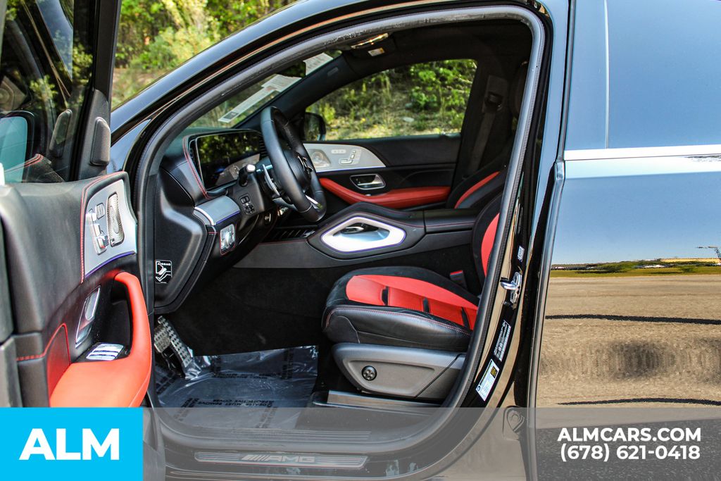 Used 2024 Black Mercedes-Benz GLE 53 AMG® image 17