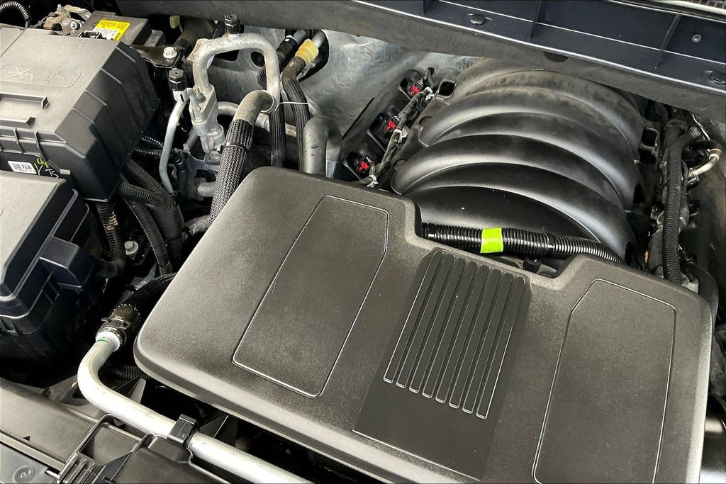 Used 2019 GMC Sierra 1500 SLT 4D Crew Cab