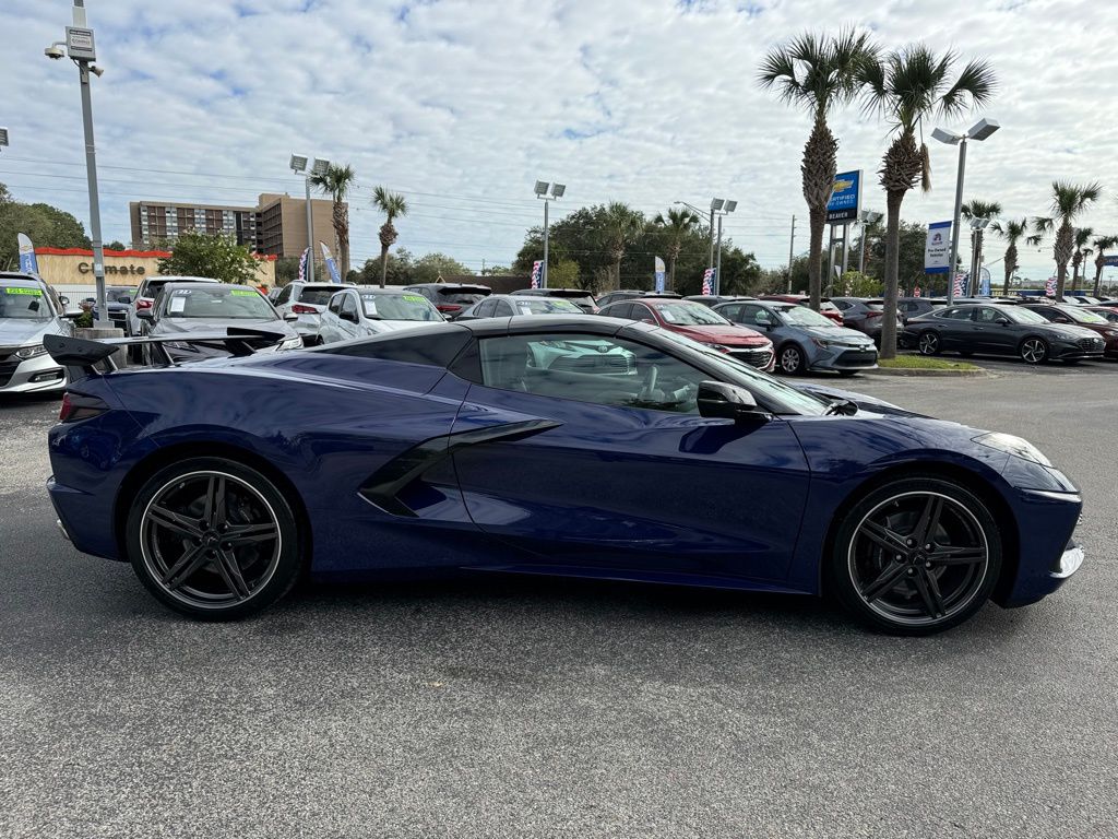 2025 Chevrolet Corvette Stingray 9