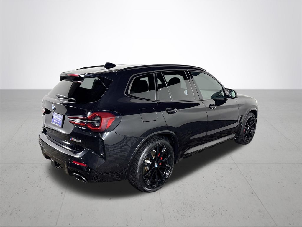 2024 BMW X3 M40i