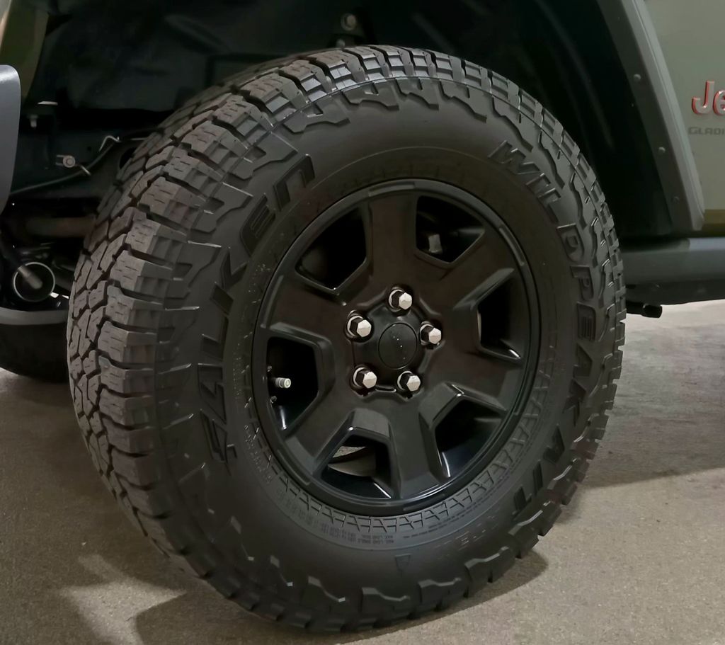 2023 Jeep Gladiator Mojave 4x4